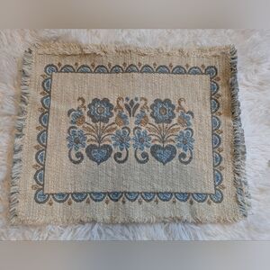 Vintage Australian Placemats Floral Patterned Beige and Blue Set Of 4